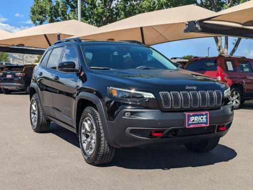 2022 Jeep Cherokee Trailhawk