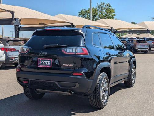 2022 Jeep Cherokee Trailhawk