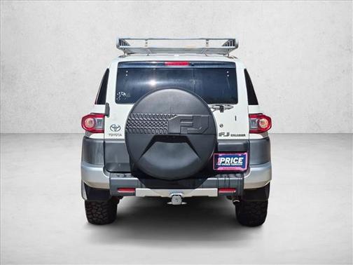 Iceberg 2013 Toyota FJ Cruiser Base