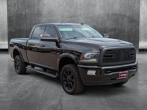 2017 RAM 2500 Laramie Crew Cab 4x4 6'4' Box