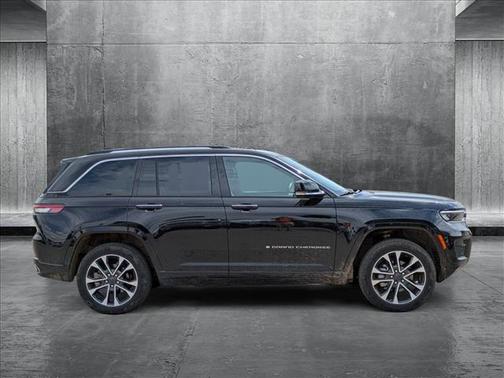 2023 Jeep Grand Cherokee Overland