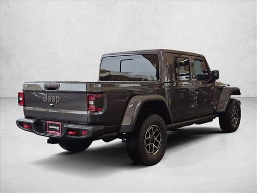 Granite Crystal Metallic Clearcoat 2027 Jeep Gladiator Rubicon