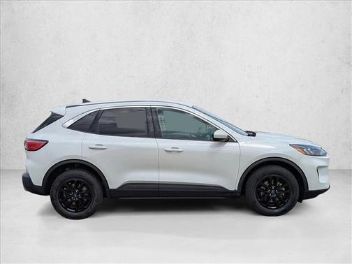 Star White Metallic Tri-Coat 2020 Ford Escape SE