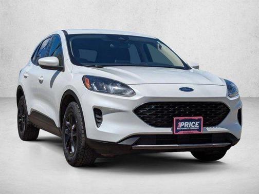 Star White Metallic Tri-Coat 2020 Ford Escape SE