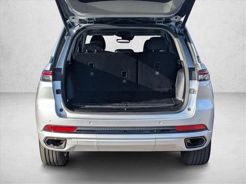 2024 Jeep Grand Cherokee 4xe Anniversary Edition