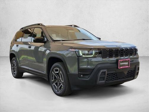 Sting-Gray Clearcoat 2026 Jeep Cherokee Laredo