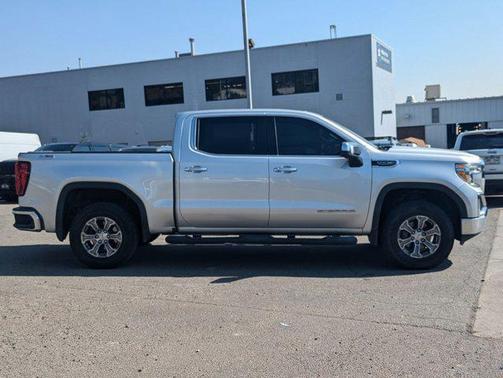 2020 GMC Sierra 1500 SLT