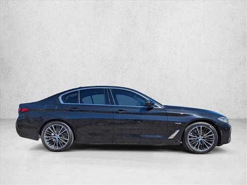 Black Sapphire Metallic 2023 BMW 530e Base