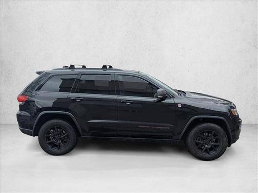 Diamond Black Crystal Pearlcoat 2018 Jeep Grand Cherokee Trailhawk