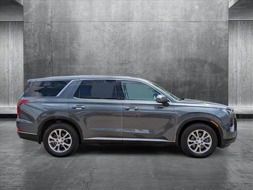 2022 Hyundai PALISADE SE