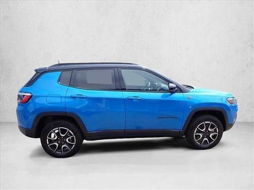 2025 Jeep Compass Trailhawk