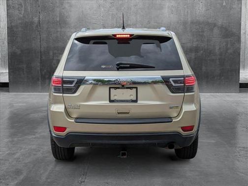 2011 Jeep Grand Cherokee Laredo