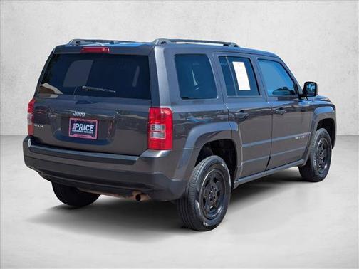 Granite Crystal Metallic Clearcoat 2016 Jeep Patriot Sport