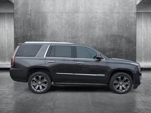 2016 Cadillac Escalade Platinum