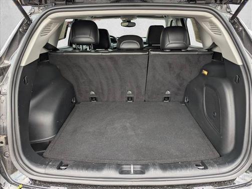 Diamond Black Crystal Pearlcoat 2022 Jeep Compass Trailhawk