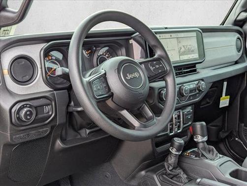 Granite Crystal Metallic Clearcoat 2026 Jeep Gladiator Sport