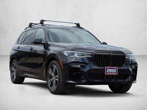 Carbon Black Metallic 2022 BMW X7 M50i