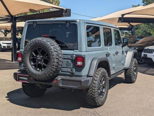 2025 Jeep Wrangler 4xe Willys