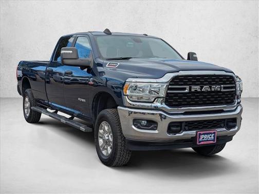 2024 RAM 3500 Big Horn Crew Cab 4x4 8' Box