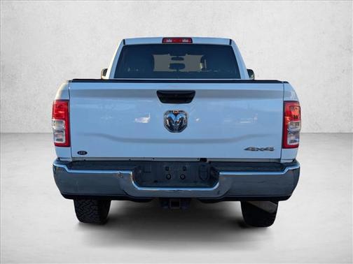 2022 RAM 2500 Tradesman Crew Cab 4x4 6'4' Box