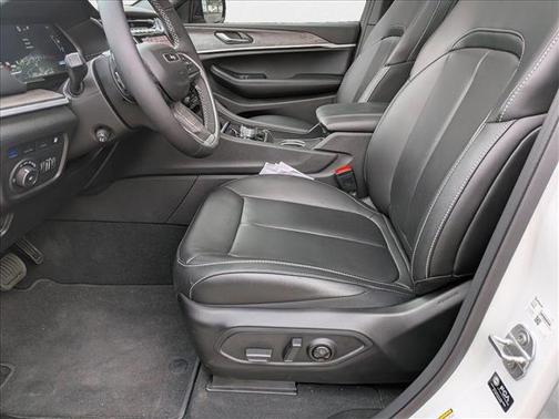 2025 Jeep Grand Cherokee 4xe Anniversary Edition