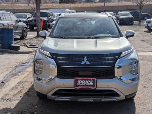 2023 Mitsubishi Outlander PHEV SE S-AWC