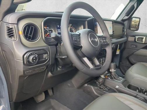 2025 Jeep Gladiator Mojave 4x4