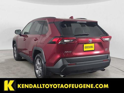 Pearl 2025 Toyota RAV4 Hybrid XLE