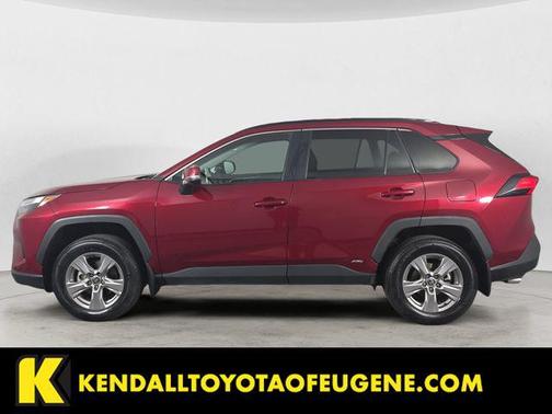Pearl 2025 Toyota RAV4 Hybrid XLE
