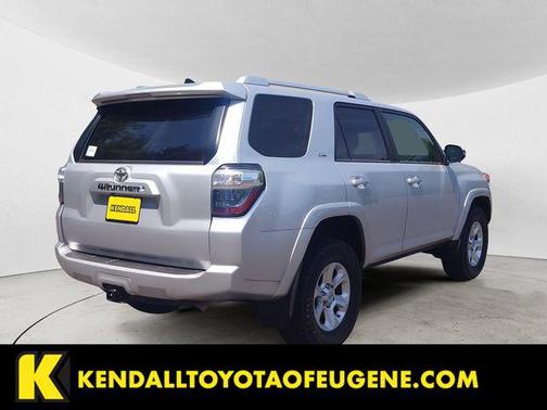 Classic Silver Metallic 2018 Toyota 4Runner SR5 Premium