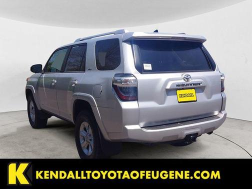 Classic Silver Metallic 2018 Toyota 4Runner SR5 Premium