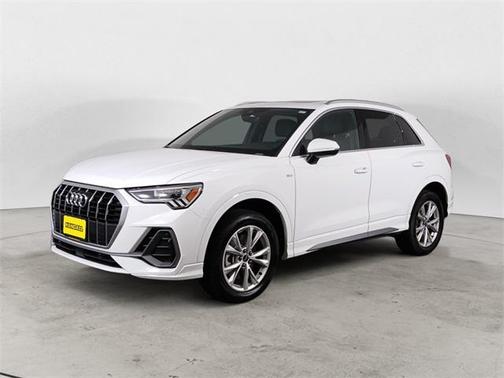 2023 Audi Q3 Premium 45 TFSI S line quattro Tiptronic