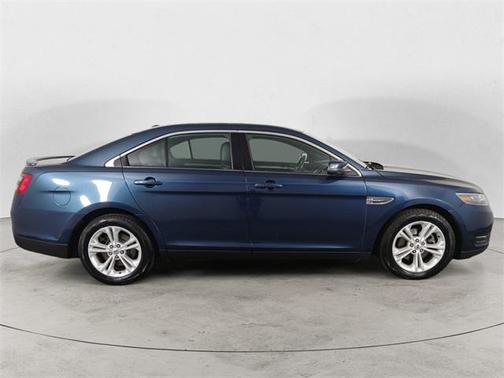 2016 Ford Taurus SEL
