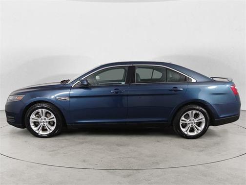 2016 Ford Taurus SEL