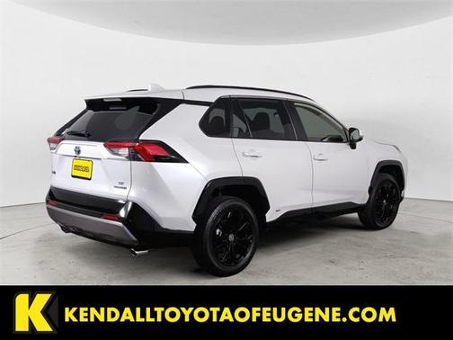 2024 Toyota RAV4 Hybrid SE