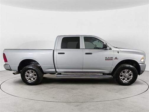 2018 RAM 2500 Tradesman Crew Cab 4x4 6'4' Box