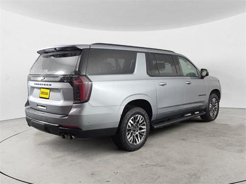 2025 Chevrolet Suburban 4WD Z71