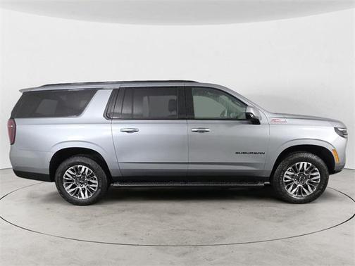 2025 Chevrolet Suburban 4WD Z71