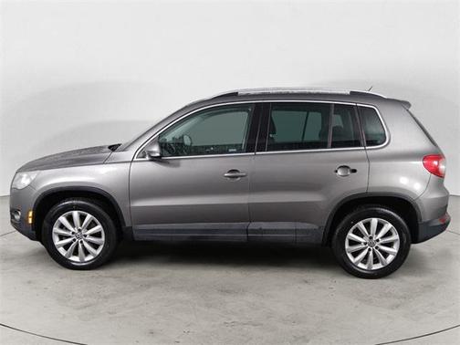 2011 Volkswagen Tiguan SE