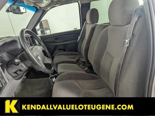 2005 Chevrolet Silverado 2500 LS H/D Extended Cab