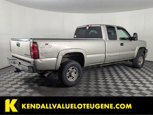 2005 Chevrolet Silverado 2500 LS H/D Extended Cab