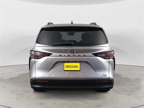 2024 Toyota Sienna XLE 7 Passenger