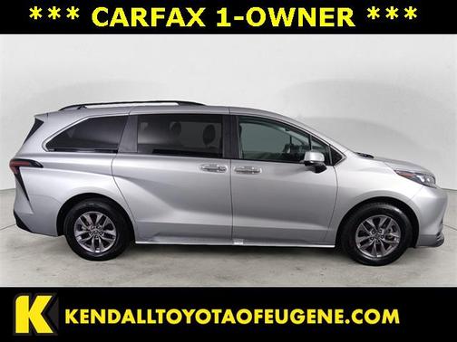 2024 Toyota Sienna XLE