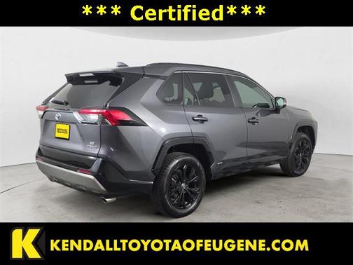 2022 Toyota RAV4 Hybrid SE