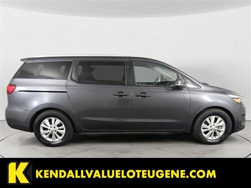 2015 Kia Sedona LX