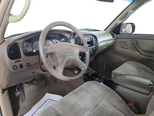 2002 Toyota Sequoia SR5