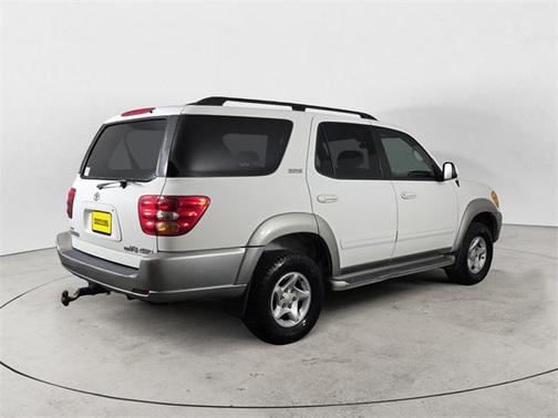 2002 Toyota Sequoia SR5