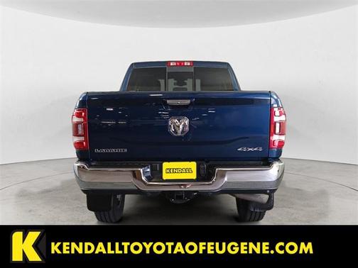 2022 RAM 2500 Laramie Crew Cab 4x4 6'4' Box