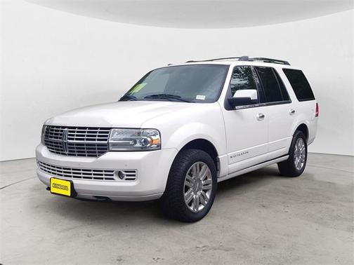 2013 Lincoln Navigator Base