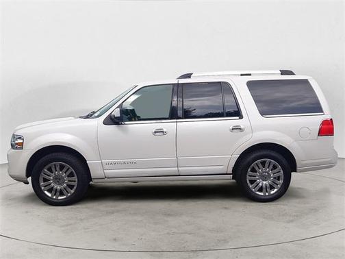 2013 Lincoln Navigator Base